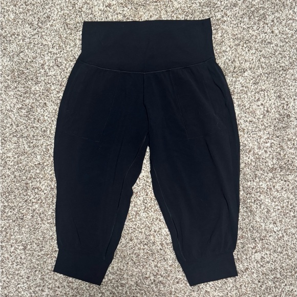 Athleta Women’s Salutation Crop Jogger Leggings - 1X Black - Picture 2 of 5